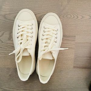 Authentic Givenchy cream sneakers like new size 6. Worn once